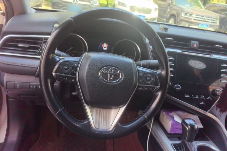 Used Toyota Camry 2018 Dual-Engine 2.5 HG Luxury Edition Steering Wheel