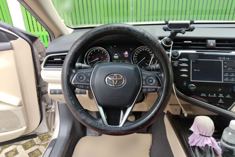 Used Toyota Camry 2018 2.5G Luxury Edition Steering Wheel