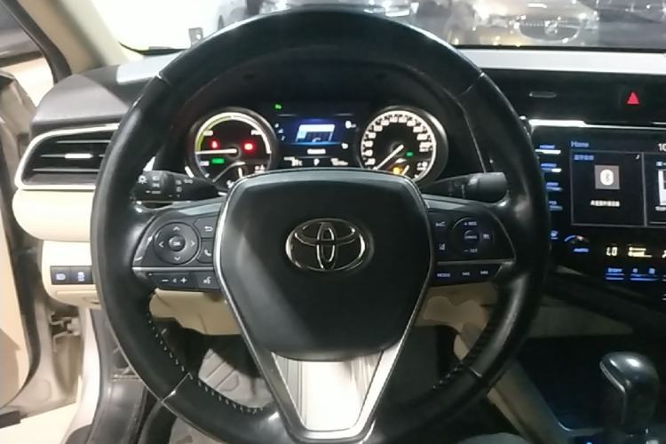 Used Toyota Camry 2018 Dual-Engine 2.5 HG Luxury Edition Steering Wheel