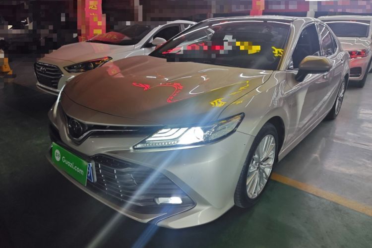 Used Toyota Camry 2018 2.5G Luxury Edition Guazi used car, China used car export, Used car for sale, Used cars, Cheapest cars for sale