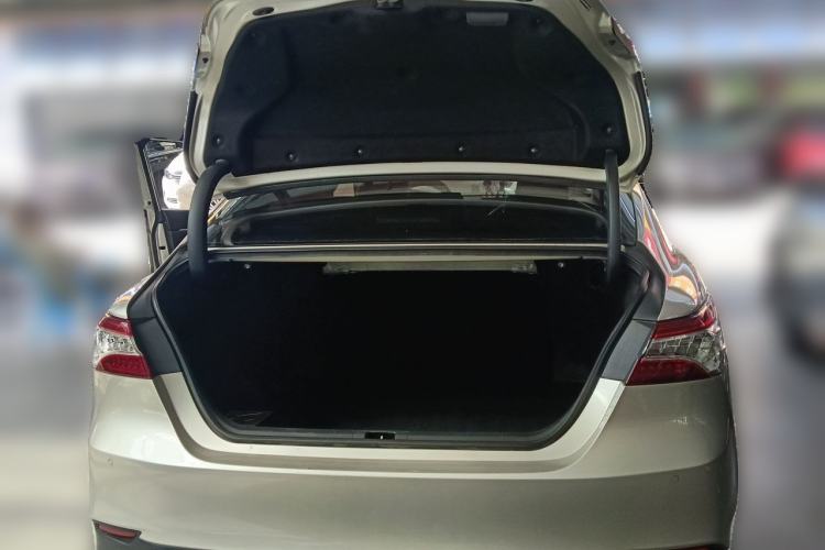 Used Toyota Camry 2018 2.5G Luxury Edition Trunk
