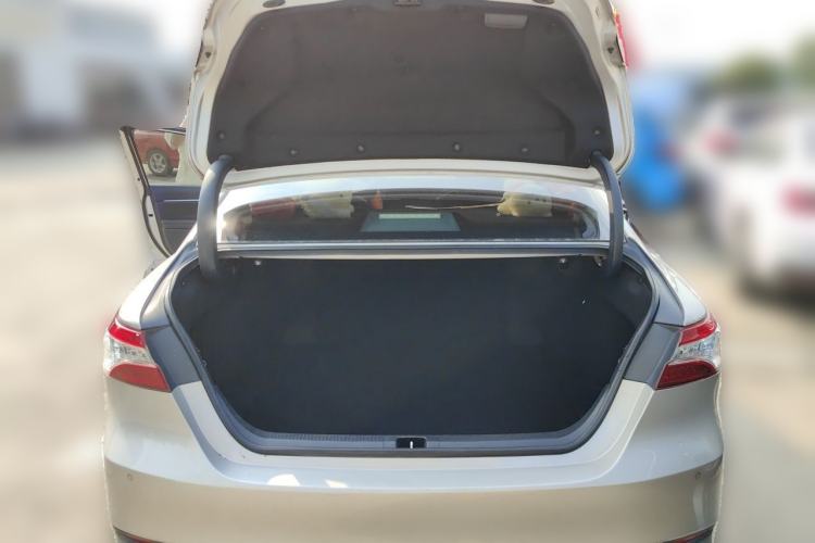 Used Toyota Camry 2018 2.5G Luxury Edition Trunk