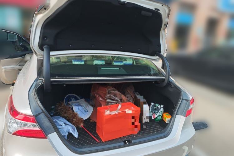 Used Toyota Camry 2018 2.5G Luxury Edition Trunk