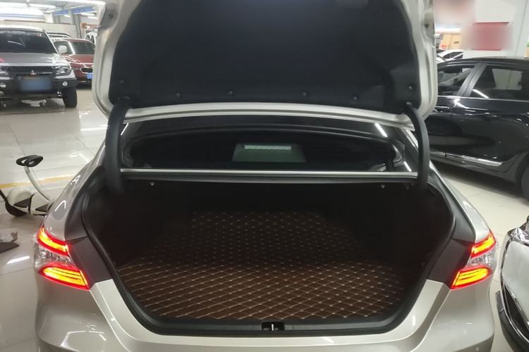 Used Toyota Camry 2018 2.5G Luxury Edition Trunk