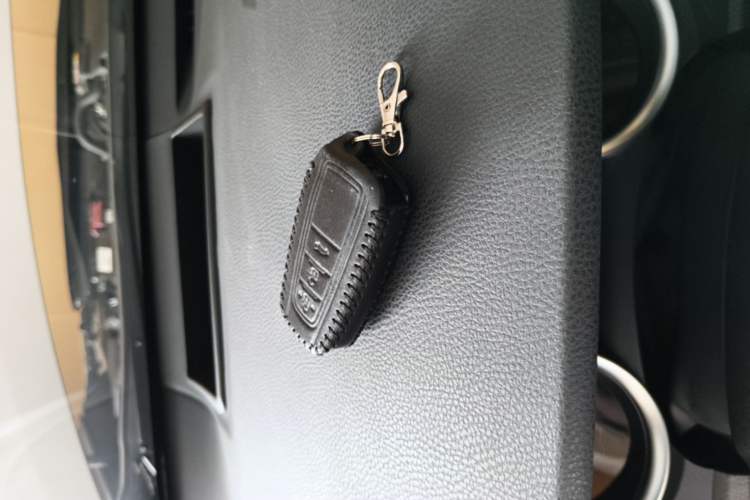 Used Toyota Camry 2018 2.5S Fēngshàng Edition Vehicle Key