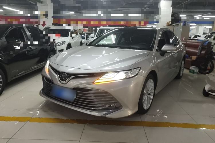 Used Toyota Camry 2018 2.5G Luxury Edition Guazi used car, China used car export, Used car for sale, Used  cars, Cheapest cars for sale