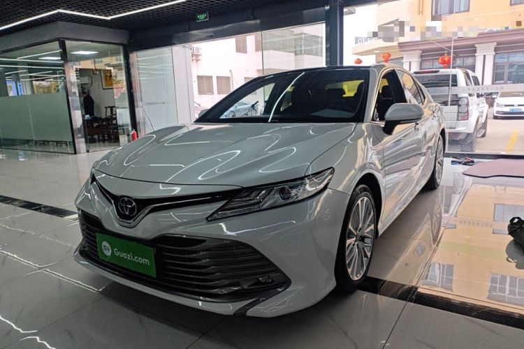 Used Toyota Camry 2018 2.5G Luxury Edition Guazi used car, China used car export, Used car for sale, Used cars, Cheapest cars for sale