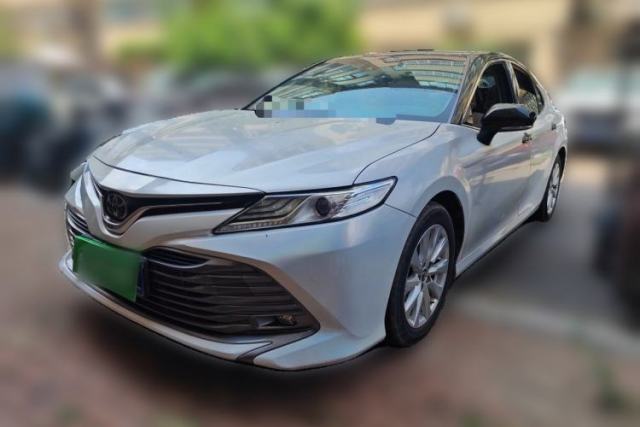 Ojetý Toyota Camry 2018 2.0G Luxury Edition