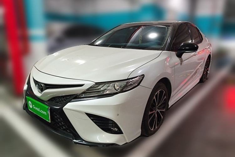 Used Toyota Camry 2018 2.5S Fēngshàng Edition Guazi used car, China used car export, Used car for sale, Used cars, Cheapest cars for sale