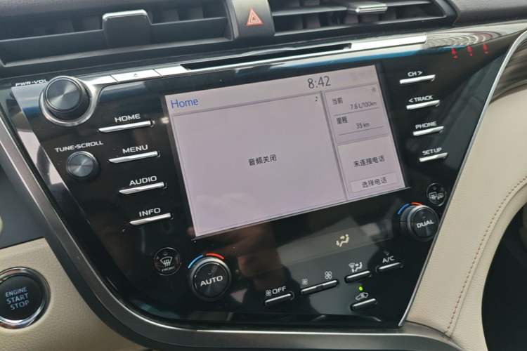 Used Toyota Camry 2018 2.5G Luxury Edition Audio And AC Panel