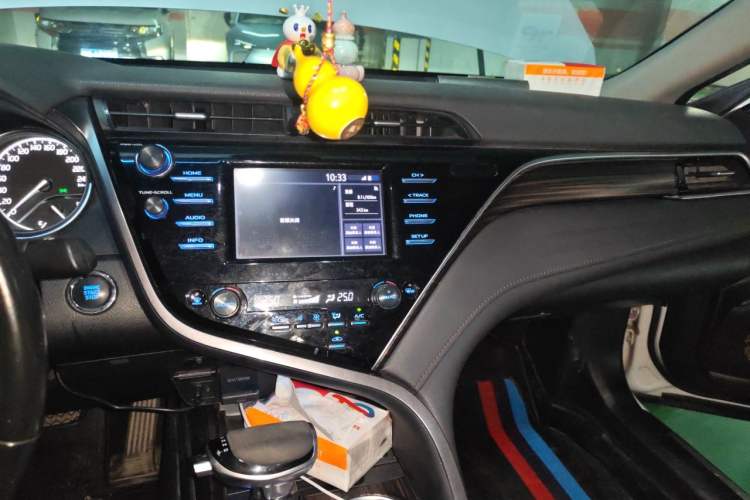 Used Toyota Camry 2018 2.0G Luxury Edition Audio And AC Panel