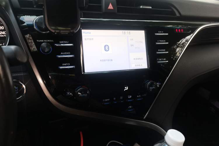 Used Toyota Camry 2018 2.0G Luxury Edition Audio And AC Panel