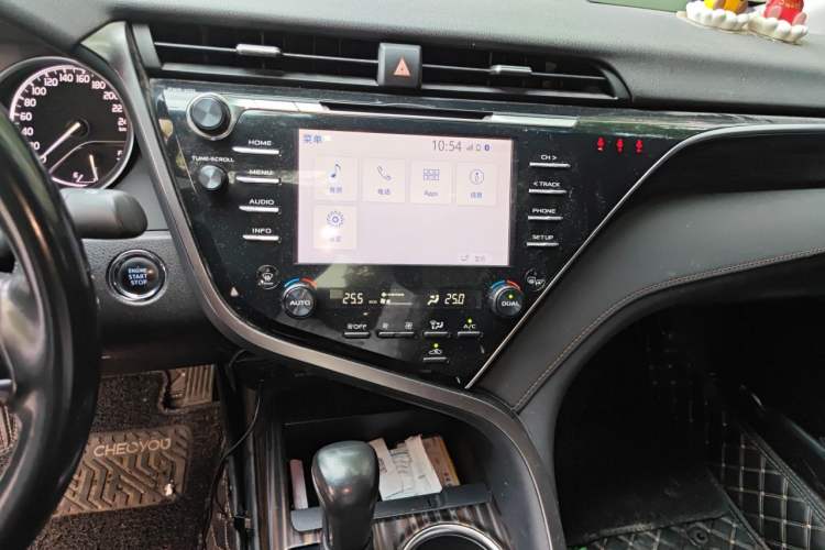 Used Toyota Camry 2018 2.5G Luxury Edition Audio And AC Panel