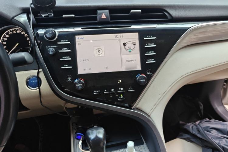 Used Toyota Camry 2018 Dual-Engine 2.5 HG Luxury Edition Audio And AC Panel