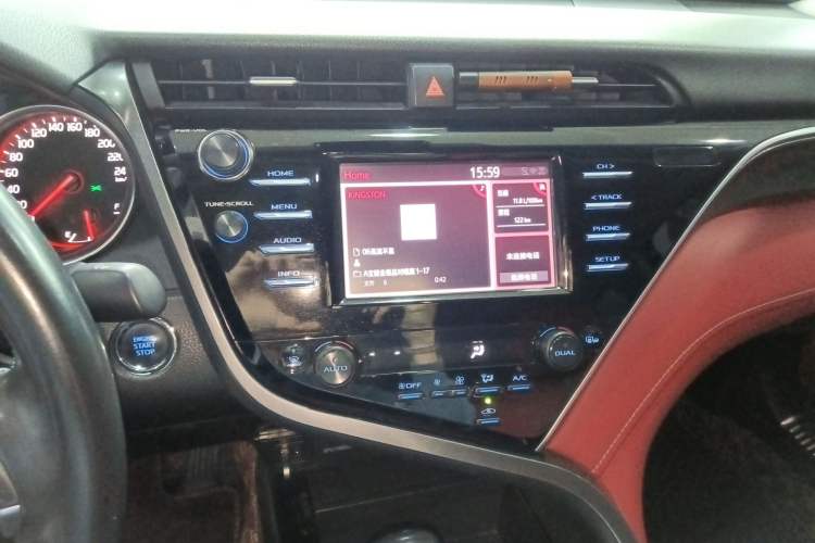 Used Toyota Camry 2018 2.5S Fēngshàng Edition Audio And AC Panel