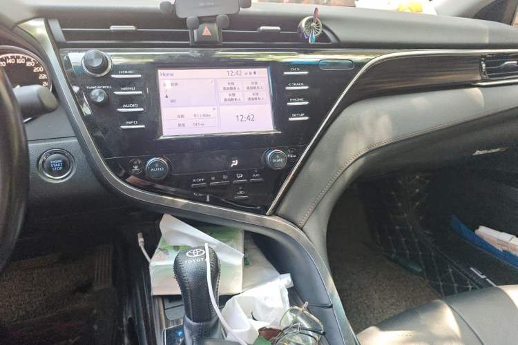 Used Toyota Camry 2018 2.0G Luxury Edition Audio And AC Panel
