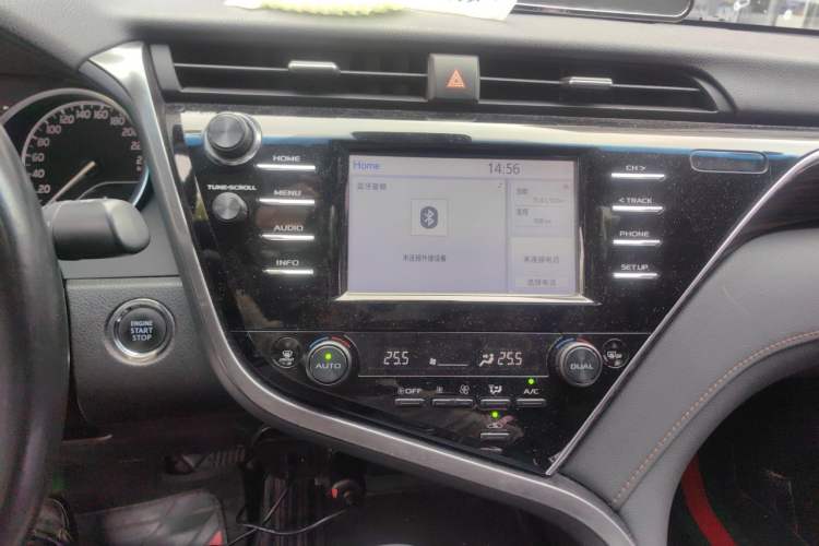 Used Toyota Camry 2018 2.0G Luxury Edition Audio And AC Panel