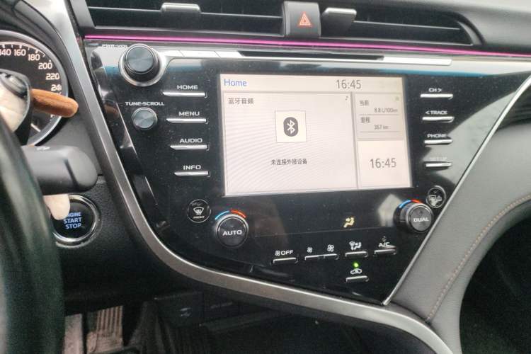 Used Toyota Camry 2018 2.5G Luxury Edition Audio And AC Panel