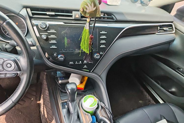 Used Toyota Camry 2018 2.5G Luxury Edition Audio And AC Panel