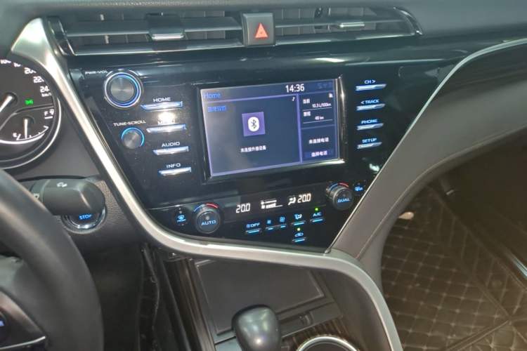 Used Toyota Camry 2018 2.0G Luxury Edition Audio And AC Panel