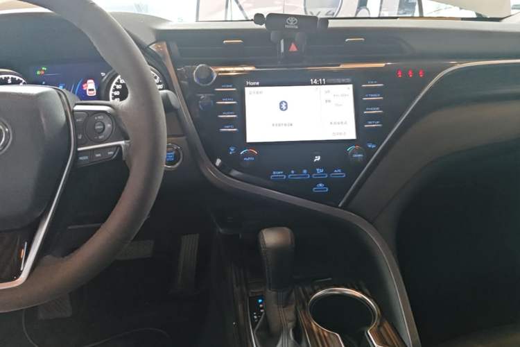 Used Toyota Camry 2018 2.5G Luxury Edition Audio And AC Panel