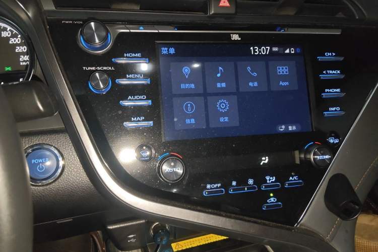 Used Toyota Camry 2018 Dual-Engine 2.5HQ Flagship Edition Audio And AC Panel