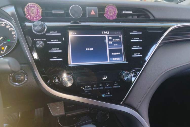 Used Toyota Camry 2018 2.0G Luxury Edition Audio And AC Panel