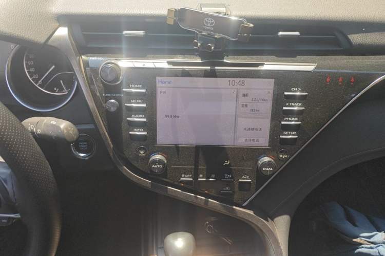 Used Toyota Camry 2018 2.5G Luxury Edition Audio And AC Panel