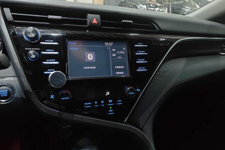 Used Toyota Camry 2018 2.0G Luxury Edition Audio And AC Panel