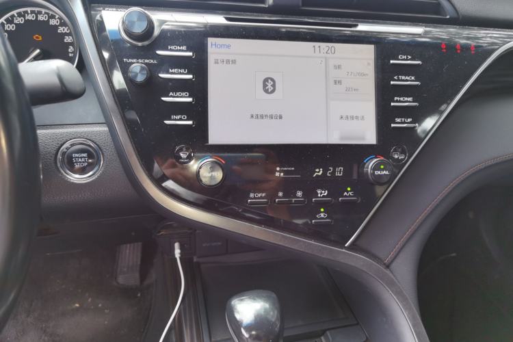 Used Toyota Camry 2018 2.5G Luxury Edition Audio And AC Panel