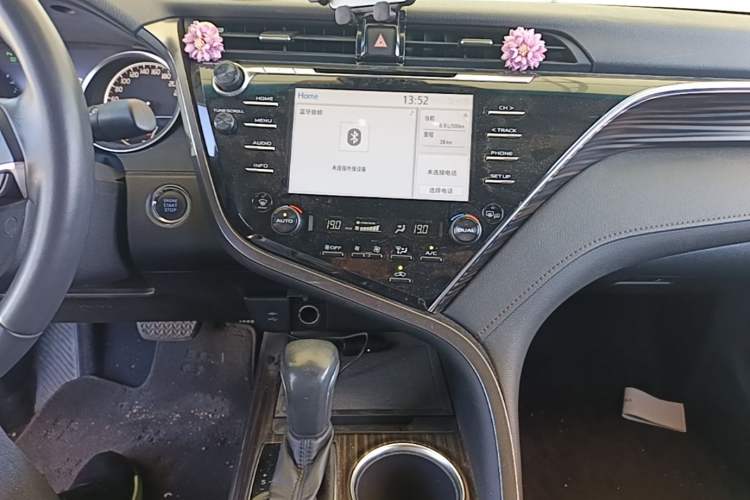 Used Toyota Camry 2018 2.5G Luxury Edition Audio And AC Panel