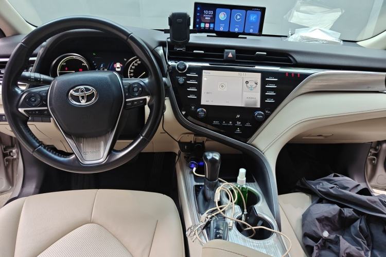Used Toyota Camry 2018 Dual-Engine 2.5 HG Luxury Edition Center Console