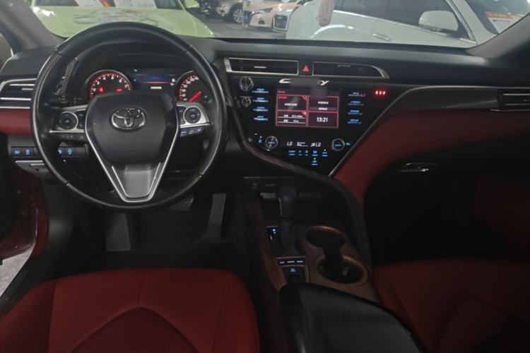 Used Toyota Camry 2018 2.5S Fēngshàng Edition Center Console