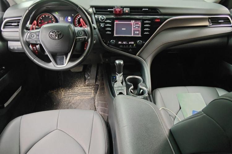 Used Toyota Camry 2018 2.0S FENGSHANG Edition Center Console