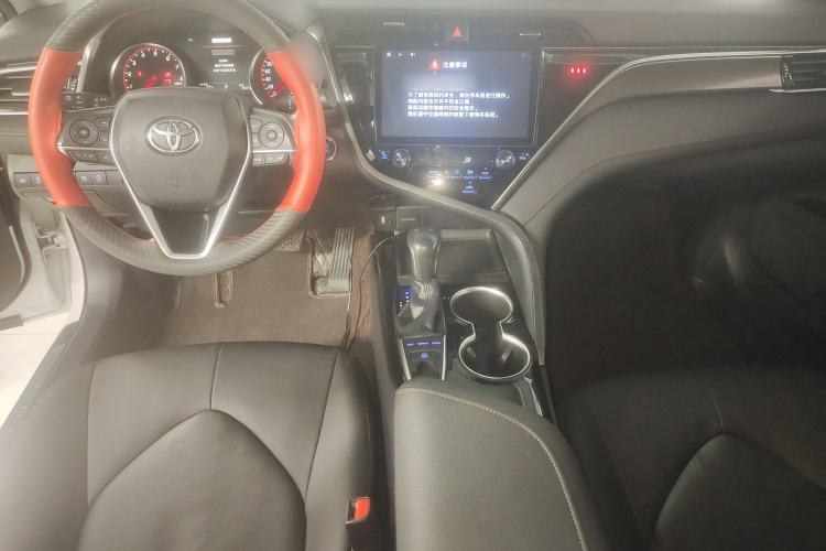 Used Toyota Camry 2018 2.0S FENGSHANG Edition Center Console