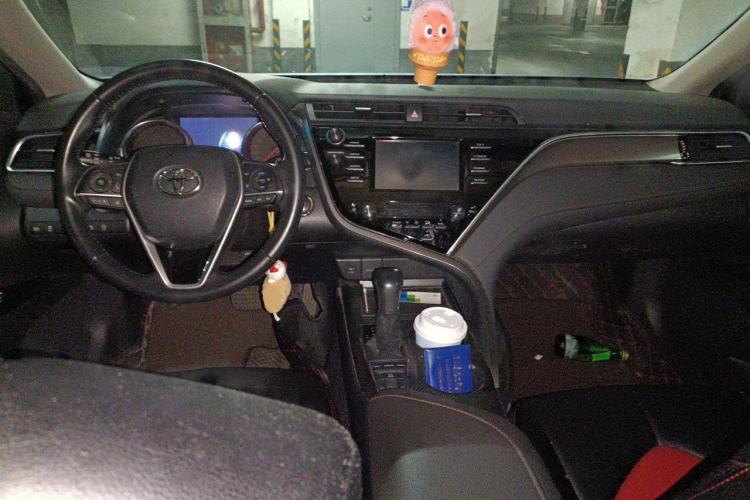 Used Toyota Camry 2018 2.0S FENGSHANG Edition Center Console