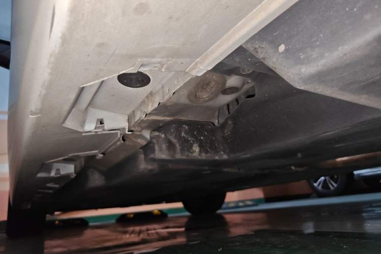 Used Toyota Camry 2018 2.0G Luxury Edition Chassis Rear Left