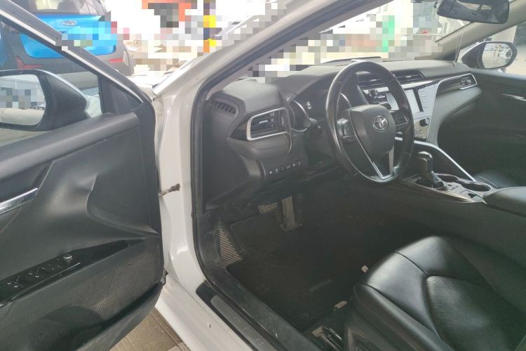 Used Toyota Camry 2018 2.0G Luxury Edition Driver Seat