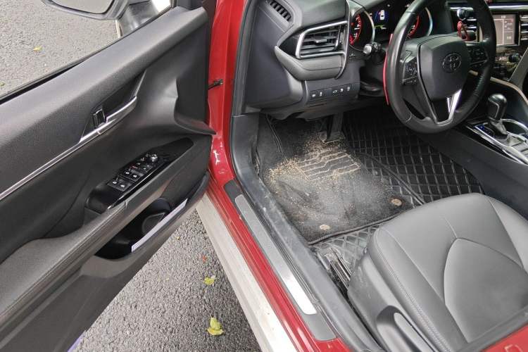 Used Toyota Camry 2018 2.0S FENGSHANG Edition Driver Seat