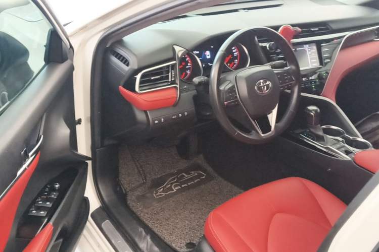 Used Toyota Camry 2018 2.0S FENGSHANG Edition Driver Seat