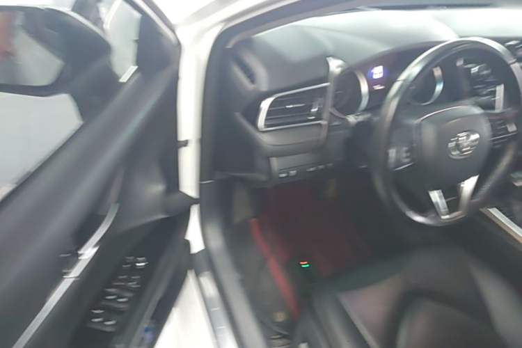 Used Toyota Camry 2018 2.0G Luxury Edition Driver Seat