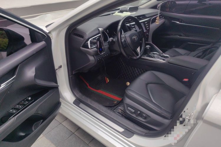 Used Toyota Camry 2018 2.0G Luxury Edition Driver Seat