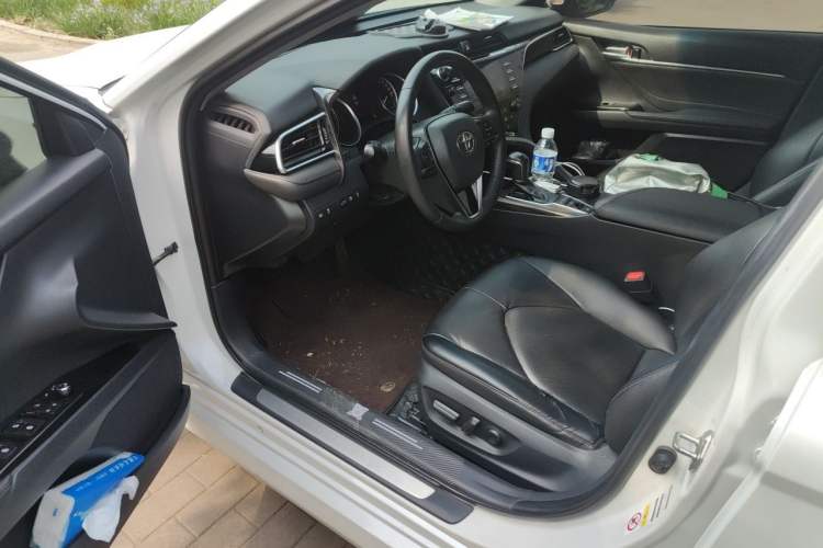Used Toyota Camry 2018 2.5G Luxury Edition Driver Seat