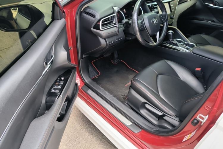 Used Toyota Camry 2018 2.0S FENGSHANG Edition Driver Seat