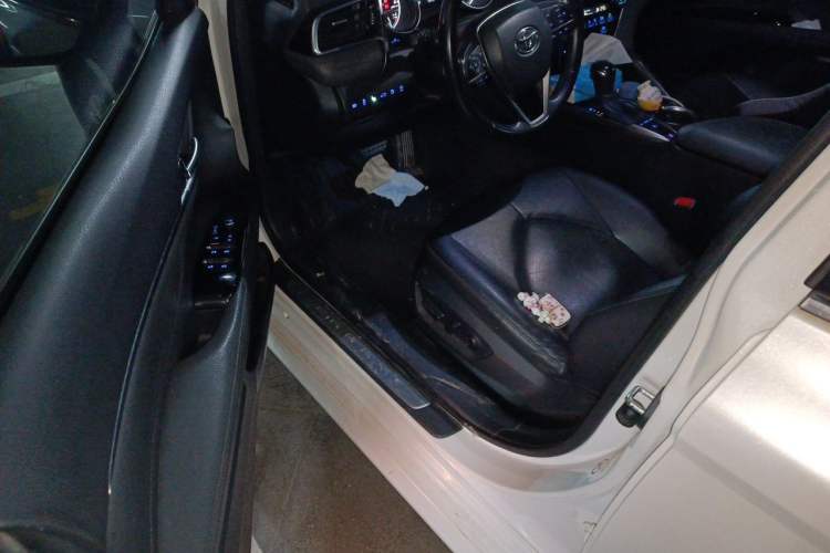 Used Toyota Camry 2018 2.5G Luxury Edition Driver Seat