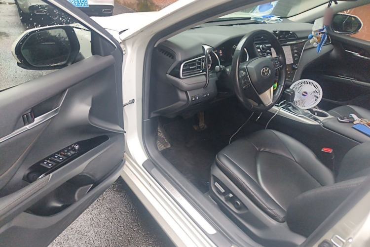 Used Toyota Camry 2018 Dual-Engine 2.5 HG Luxury Edition Driver Seat
