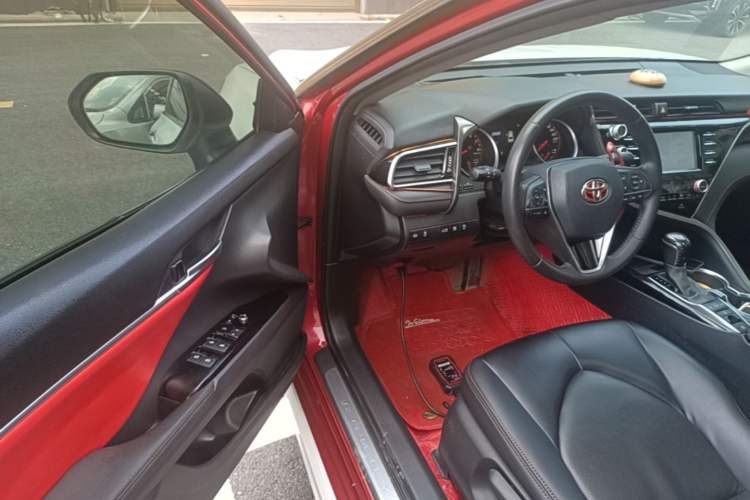 Used Toyota Camry 2018 2.0S FENGSHANG Edition Driver Seat
