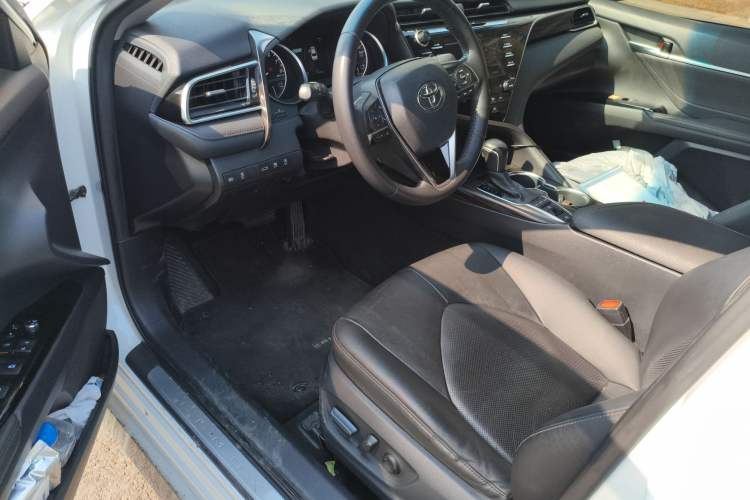 Used Toyota Camry 2018 2.5G Luxury Edition Driver Seat