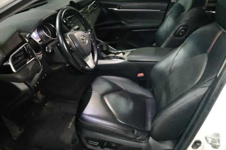 Used Toyota Camry 2018 Dual-Engine 2.5 HG Luxury Edition Driver Seat