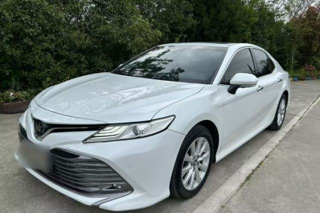 Used Toyota Camry 2018 2.0G Luxury Edition